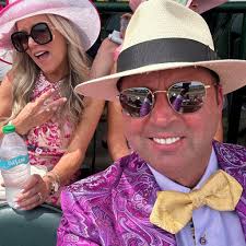 Hello! Just curious. Does anyone know if there is a western/country theme  night? TIA