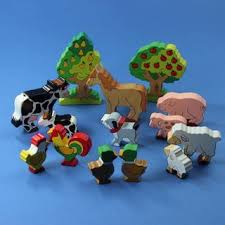 Now you can buy wooden animal figures like a wooden bear on our website. Holztiere