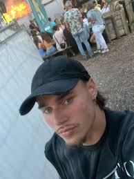 BNJA (@benjaminvd_) • Instagram photos and videos