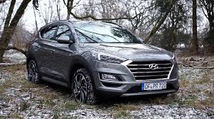 Its styling, although handsome, isn't exactly trendsetting, despite being recently updated to echo the rest of the hyundai crossover lineup. Neuer Hyundai Tucson Youtube