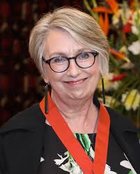 Suzanne Purdy's Instagram, Twitter & Facebook