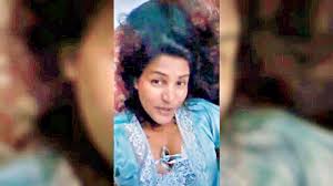 Reshma Rechu spreading legs wide