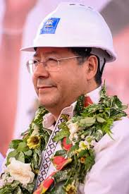 Con una inversión de más de Bs673 millones, hoy en Riberalta, hacemos  realidad un largo anhelo de las hermanas benianas y benianos, con la  entrega del tramo IV El Choro de la