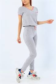 33909 Turkiye Nin En Hesapli Bayan Giyim Sitesi Modamizbir Com Sportif Kiyafetler Moda Stilleri Giyim