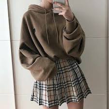 If you look closely, this fashion is all about good patterns textures, and also, asymmetry. 15 Aesthetic Korean Outfits That You Need To Wear Now Fashion