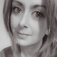 New player here. How many farms I have to build so the food is enough for  the army? Even if they are killed in battles, the food amount is still  red..🙄🙄