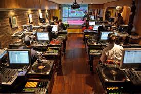 Three top schools that offer sound engineering courses johns hopkins university in baltimore, md. Top 10 Best Music Engineering Schools In The World In 2015