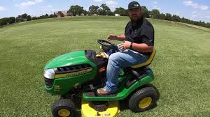 If you're looking for a. How Fast Can The John Deere E110 Lawn Tractor Mow An Acre We Show You Youtube