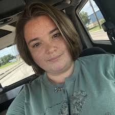 Hi! What do y'all think of my new 75 gallon tank, I just set it up today  and it's in cycling mode now 🙂 Should I remove or add anything And what