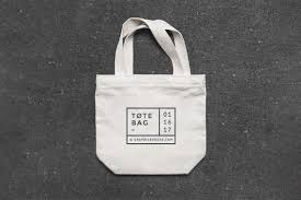 20 Free Tote Bag Mockups The Designest Small Canvas Bags Bag Mockup Black Tote Bag