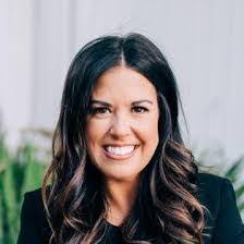 Adela Cohen's Instagram, Twitter & Facebook