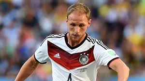 Christoph metzelder hat sich einer haartransplantation unterzogen. Christoph Metzelder Hat Sich Haare Transplantieren Lassen