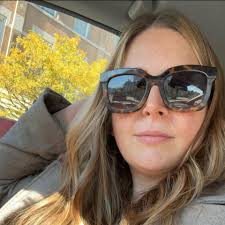 MacKenzie Miller, Beauty Educator, Hair & Makeup Artist