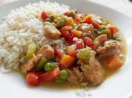 Coconut Curry Sauce Gravy Nigerian Rice Recipes Nigerian Rice Meal Ideas Nigeri Chicken Sauce Recipes African Recipes Nigerian Food Chicken Vegetable Stew