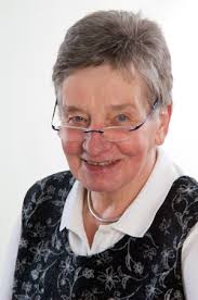 His poor handling of bloody sunday and russia's role in world war i led to his abdication and execution. Beitragsarten Department Erziehungswissenschaft Psychologie