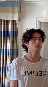 pin by eylem kurt on taehyung taehyung selca taehyung kim taehyung