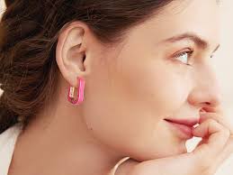 MESOVOR Orecchini a Cerchio Color Smalto Placcato Oro 18K, Piccoli  Orecchini Huggie Leggeri a Forma di U Regali per Donne Ragazze (Arancia) :  Amazon.it: Moda