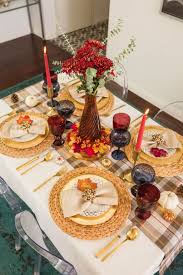 15 Stylish And Easy Thanksgiving Dinner Table Decorations Thanksgiving Table Settings Elegant Thanksgiving Table Settings Thanksgiving Table