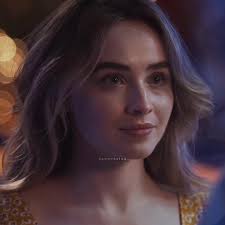 Quinn Ackerman y Sabrina Carpenter en Work It