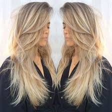 Blonde Ombre Hair Color Summer Long Straight Hair With Dynamic Ash Blonde Coloring And Tons Of Layers Longhai Hair Styles Long Blonde Hair Long Straight Hair
