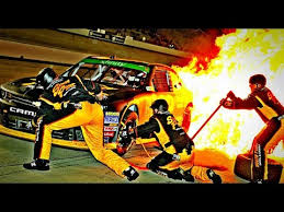 How many crew members are present during a pit stop? Nascar Pit Road Accidents Youtube