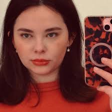 Avoiding scams in online groups, specifically in the Adult Bluey Fans  community