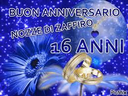 Modello di design oro, bianco, nero per invito a compleanno o matrimonio, decorazione per feste. Buon Anniversario Picmix