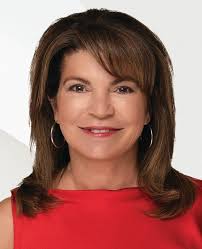 We are delighted to welcome Debbie Urban to the Engel & Völkers Suncoast  team! Debbie brings nearly 8 years of experience in the real estate  industry and a proven track record in