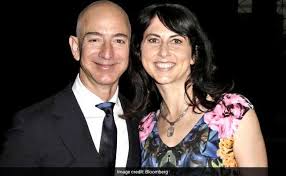 Jeff bezos, chairman, president and chief executive officer of amazon.com inc., and wife mackenzie bezos arrive for morning sessions at the 28th annual allen & co. C Ndtvimg Com 2019 01 Fcdi9tbo Jeff Bezos Macke