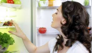 Insa, mancarea gatita depozitata in frigider ar trebui, la randul ei, sa fie consumate in termen de trei in plus, in acest mod nu vei arunca o cantitate mare de alimente alterate si vei consuma exact cat alegi sa folosesti. Cum Sa Alegi Un Frigider Care Consuma Mai Putin Ecomagazin Ro