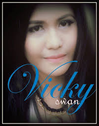 Vicky Swan's Instagram, Twitter & Facebook