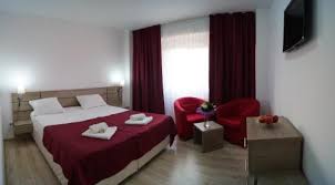 Servicii de spalare auto si transferuri gratuite de suntem o parcare aflată la 4 minute de aeroportul internațional otopeni, cu intrare directă din dn1. Aeroportul InternaÈional Henri CoandÄ Hoteluri Cele Mai Bune Tarife Hoteluri In Jurul Zonei Bucuresti Romania