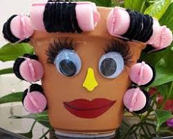 I want to make a Christmas gift for my hair dresser. Ideas please!