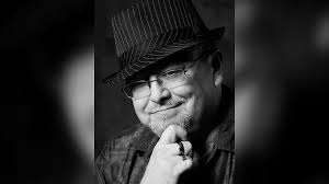 Alan Ostrander's Instagram, Twitter & Facebook