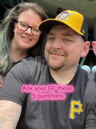 Shania Hunter to Ask Your Girlfriend