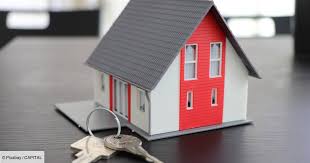 Emmanuel macron veut faire saigner les propriétaires pour financer l'économie. Yshl27kacywbm