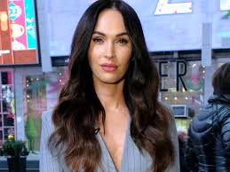 Megan fox at the jennifer's body premiere pic.twitter.com/qh6iqy1fiw. Megan Fox Addresses Being Sexualized At 15 After Kimmel Interview Resurfaces