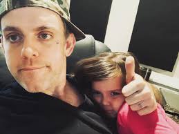 Steve Hall (@officialgreysmith) • Instagram photos and videos