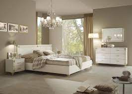 Modern bedroom sets may broadly be categorized as modern or contemporary. Gold Bedroom Sets Google Search Luxusschlafzimmer Schlafzimmer Set Schlafzimmer