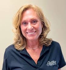 Mara Johnston's Instagram, Twitter & Facebook