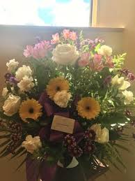From silk artificial flowers to wreaths and garlands, find a wide variety of fake flowers for creating flower arrangements, bouquets,corsages and boutonnieres. Funeral Tributes 10 Photos Florists 1960 Lawrence Avenue E Toronto On Phone Number Yelp