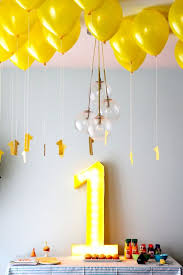 Simple Decoration For Birthday Party At Home For Boy A First Birthday Party Is My Fave First Birthday Parties Birthday Party Balloon Party Balloons