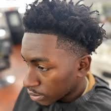 Congrats to our great customer Damien Leach for his sponsorship by the  Boston Athletics Association! He's a class act and we wish him the best of  luck.💈 fresh fade done by Ernie