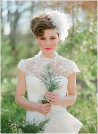 Her Hair Is The Perfect 50 S Style Wedding Updo Ah I Love It Vintage Bridal Hair Vintage Wedding Hair Vintage Bride