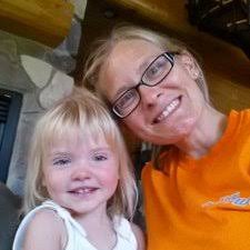 Amanda Hegg (@ahegg12)