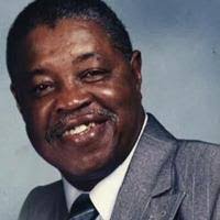 Darryl Henderson's Instagram, Twitter & Facebook