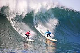 A big wave day at mavericks; Mavericks Competition Why Surf Spot Has Monster Waves Live Science