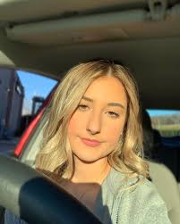 alexis armstrong 𐀔 (@_alexis.armstrong_) • Instagram photos and videos