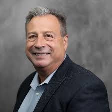 Kay Pfaff's Instagram, Twitter & Facebook