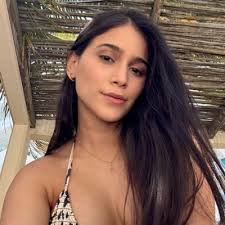 Isabella Obregon B 🍃 (@Isabella_Ob)